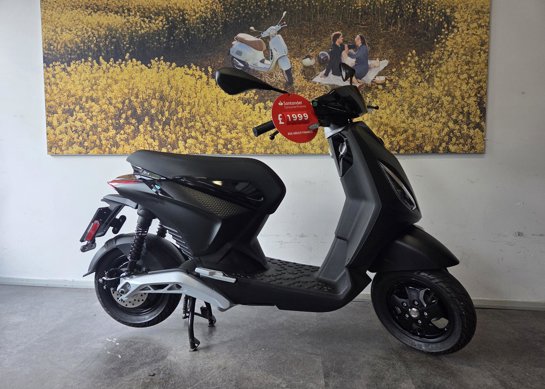 Piaggio 1 Active 
